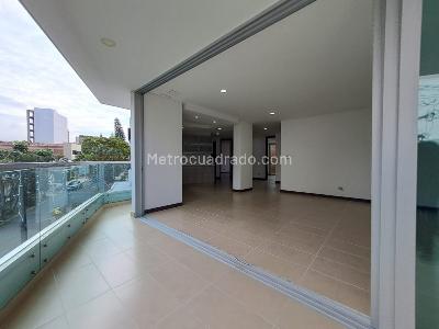 Apartamento de 3 alcobas en arriendo en El Velodromo, Medellín, 135 m² · foto 2 de 18