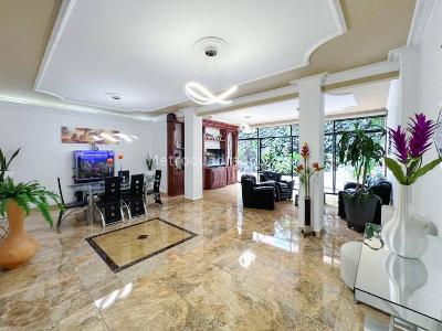 Casa en venta en La Concha, Medellín · foto 6 de 20