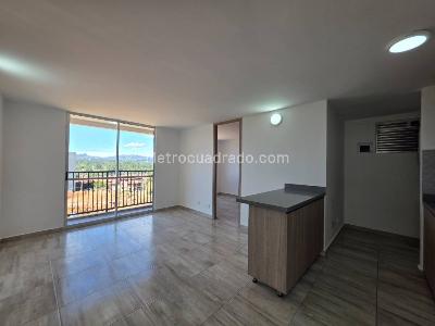 Apartamento de 3 alcobas en venta en El Porvenir, Rionegro, 44 m² · foto 1 de 20