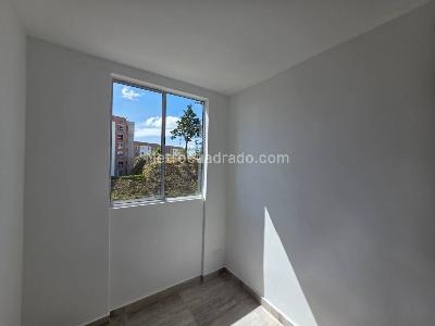Apartamento de 3 alcobas en venta en El Porvenir, Rionegro, 44 m² · foto 9 de 20