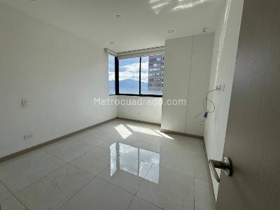 Apartamento en arriendo en Altos Del Poblado, Medellín · foto 9 de 20