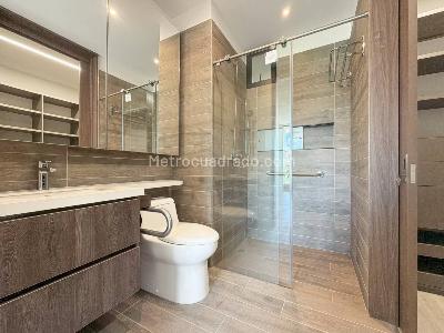 Apartamento de 1 alcoba en venta en San Lucas, Medellín, 52 m² · foto 9 de 20