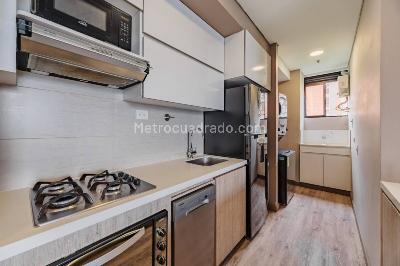 Apartamento de 2 alcobas en venta en El Poblado, Medellín, 62 m² · foto 3 de 20
