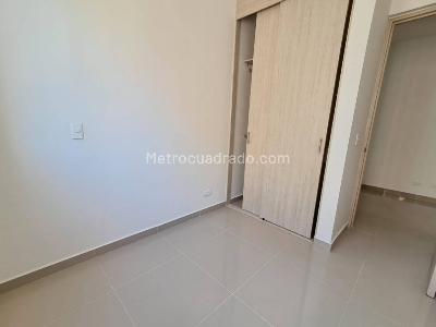 Apartamento de 3 alcobas en venta en San Jose Obrero, Bello, 72 m² · foto 9 de 13