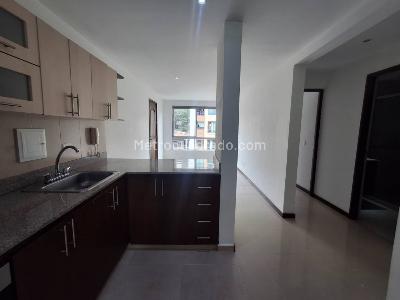 Apartamento en venta en La Castellana, Medellín · foto 6 de 14