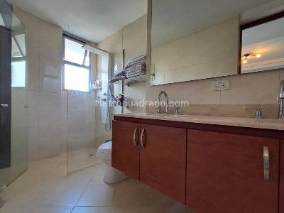 Apartamento en arriendo en Loma De Los Gonzalez, Medellín · foto 14 de 20