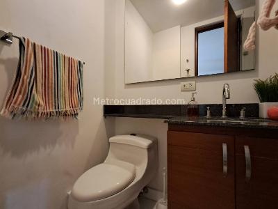 Apartamento en arriendo en Loma De Los Gonzalez, Medellín · foto 18 de 20