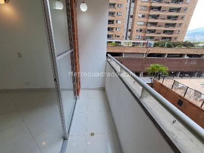 Apartamento de 3 alcobas en arriendo en Ciudad Del Rio, Medellín, 82 m² · foto 11 de 20
