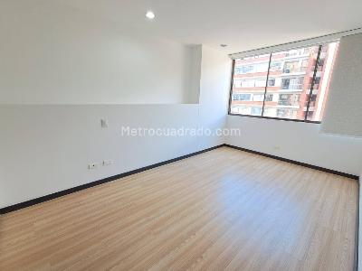 Apartamento en arriendo en Altos Del Poblado, Medellín · foto 10 de 20