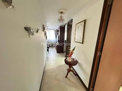 Apartamento de 3 alcobas en venta en Conquistadores, Medellín, 121 m² · foto 8 de 18