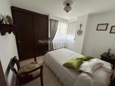 Apartamento de 3 alcobas en venta en Conquistadores, Medellín, 121 m² · foto 11 de 18