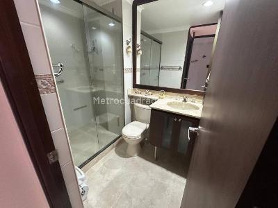 Apartamento de 3 alcobas en venta en Conquistadores, Medellín, 121 m² · foto 14 de 18
