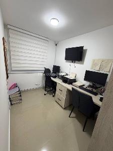 Apartamento de 3 alcobas en venta en Cabañas, Bello, 58 m² · foto 3 de 10