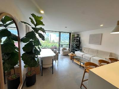 Apartamento en venta en Loma Del Escobero, Envigado · foto 2 de 13