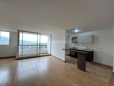 Apartamento de 3 alcobas en venta en Cabañas, Bello, 83 m² · foto 4 de 16