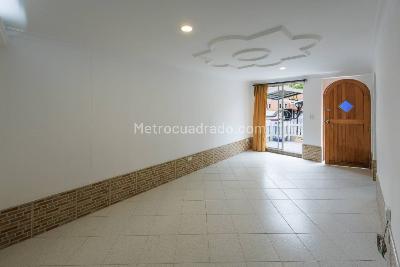 Casa de 3 alcobas en venta en La Mota, Medellín, 72 m² · foto 6 de 20