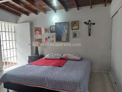 Casa de 5 alcobas en venta en Laureles, Medellín, 212 m² · foto 18 de 20