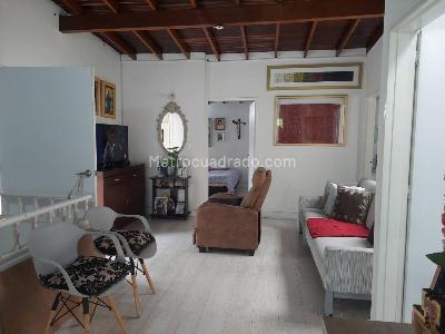 Casa de 5 alcobas en venta en Laureles, Medellín, 212 m² · foto 3 de 20