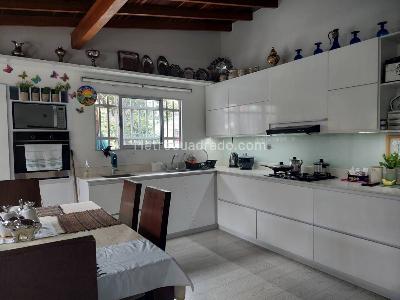 Casa de 5 alcobas en venta en Laureles, Medellín, 212 m² · foto 5 de 20
