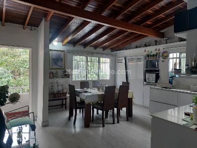 Casa de 5 alcobas en venta en Laureles, Medellín, 212 m² · foto 6 de 20