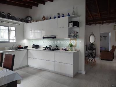 Casa de 5 alcobas en venta en Laureles, Medellín, 212 m² · foto 8 de 20