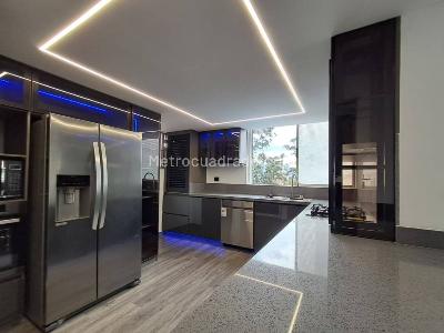 Apartamento de 3 alcobas en arriendo en Los Balsos, Medellín, 117 m² · foto 4 de 20
