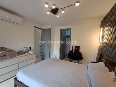 Apartamento de 3 alcobas en arriendo en Los Balsos, Medellín, 117 m² · foto 9 de 20