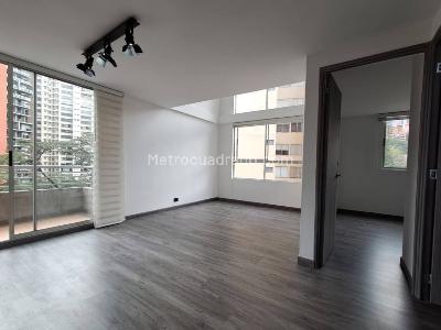 Apartamento de 3 alcobas en arriendo en Los Balsos, Medellín, 117 m² · foto 12 de 20