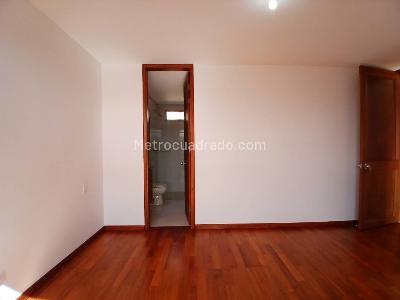 Apartamento de 3 alcobas en arriendo en El Tesoro, Medellín, 173 m² · foto 12 de 20