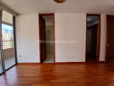 Apartamento de 3 alcobas en arriendo en El Tesoro, Medellín, 173 m² · foto 18 de 20
