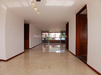 Apartamento de 3 alcobas en arriendo en El Tesoro, Medellín, 173 m² · foto 2 de 20