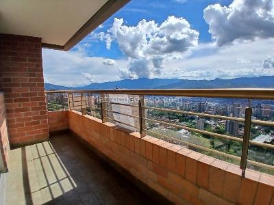 Apartamento de 3 alcobas en arriendo en El Tesoro, Medellín, 173 m² · foto 8 de 20