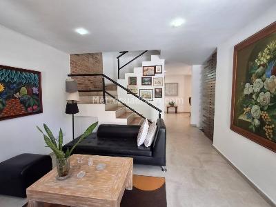 Casa de 3 alcobas en venta en Los Colegios, Rionegro, 80 m² · foto 2 de 20