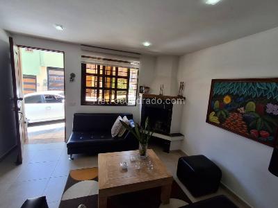 Casa de 3 alcobas en venta en Los Colegios, Rionegro, 80 m² · foto 3 de 20