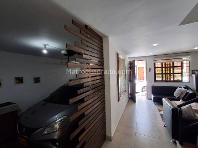 Casa de 3 alcobas en venta en Los Colegios, Rionegro, 80 m² · foto 5 de 20