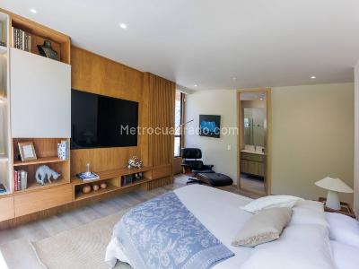 Apartamento de 3 alcobas en venta en El Poblado, Medellín, 198 m² · foto 16 de 20