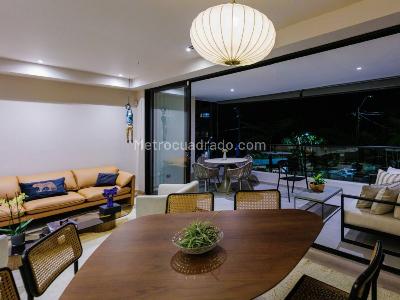 Apartamento de 3 alcobas en venta en El Poblado, Medellín, 198 m² · foto 9 de 20