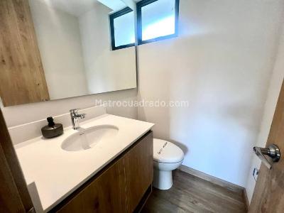 Apartamento de 3 alcobas en venta en Belen Fatima, Medellín, 79 m² · foto 12 de 19