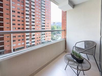Apartamento de 2 alcobas en venta en San Jose Obrero, Bello, 52 m² · foto 4 de 20