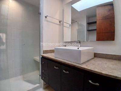 Apartamento en arriendo en Lalinde, Medellín · foto 13 de 17