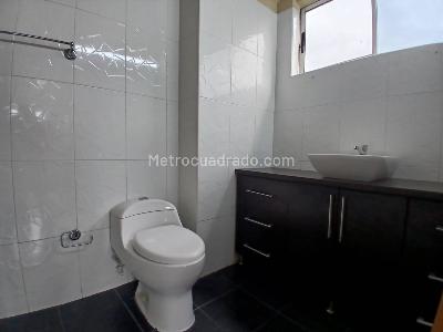 Apartamento de 3 alcobas en venta en Loma Del Campestre, Medellín, 157 m² · foto 10 de 20