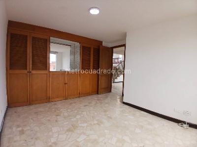 Apartamento de 3 alcobas en venta en Loma Del Campestre, Medellín, 157 m² · foto 15 de 20
