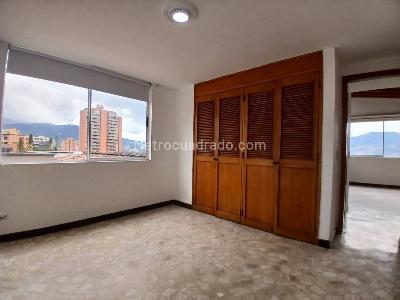 Apartamento de 3 alcobas en venta en Loma Del Campestre, Medellín, 157 m² · foto 17 de 20