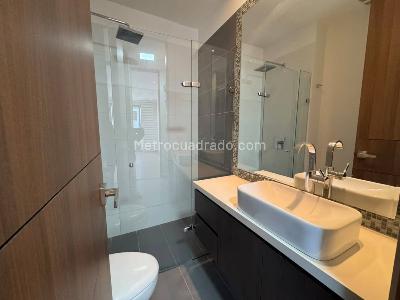 Apartaestudio en arriendo en El Tesoro, Medellín, 56 m² · foto 13 de 17