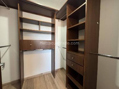 Apartaestudio en arriendo en La Frontera, Medellín, 80 m² · foto 12 de 20