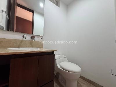 Apartaestudio en arriendo en La Frontera, Medellín, 80 m² · foto 14 de 20