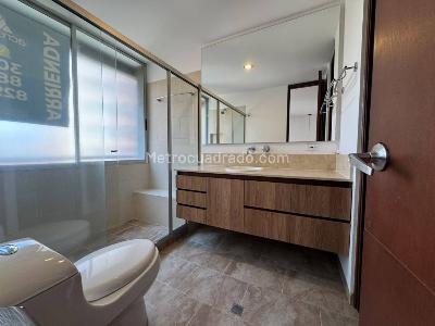 Apartaestudio en arriendo en La Frontera, Medellín, 80 m² · foto 15 de 20