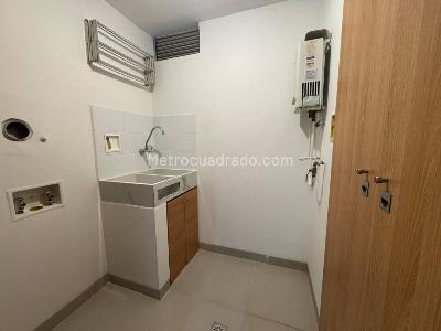 Apartaestudio en arriendo en La Frontera, Medellín, 80 m² · foto 16 de 20
