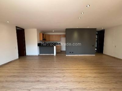 Apartaestudio en arriendo en La Frontera, Medellín, 80 m² · foto 2 de 20