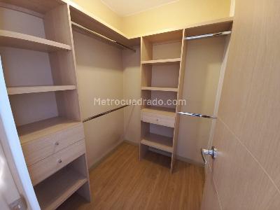 Apartamento de 2 alcobas en arriendo en El Poblado, Medellín, 92 m² · foto 18 de 20